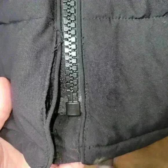 Andrew Marc long winter coat sz small - Picture 6 of 6